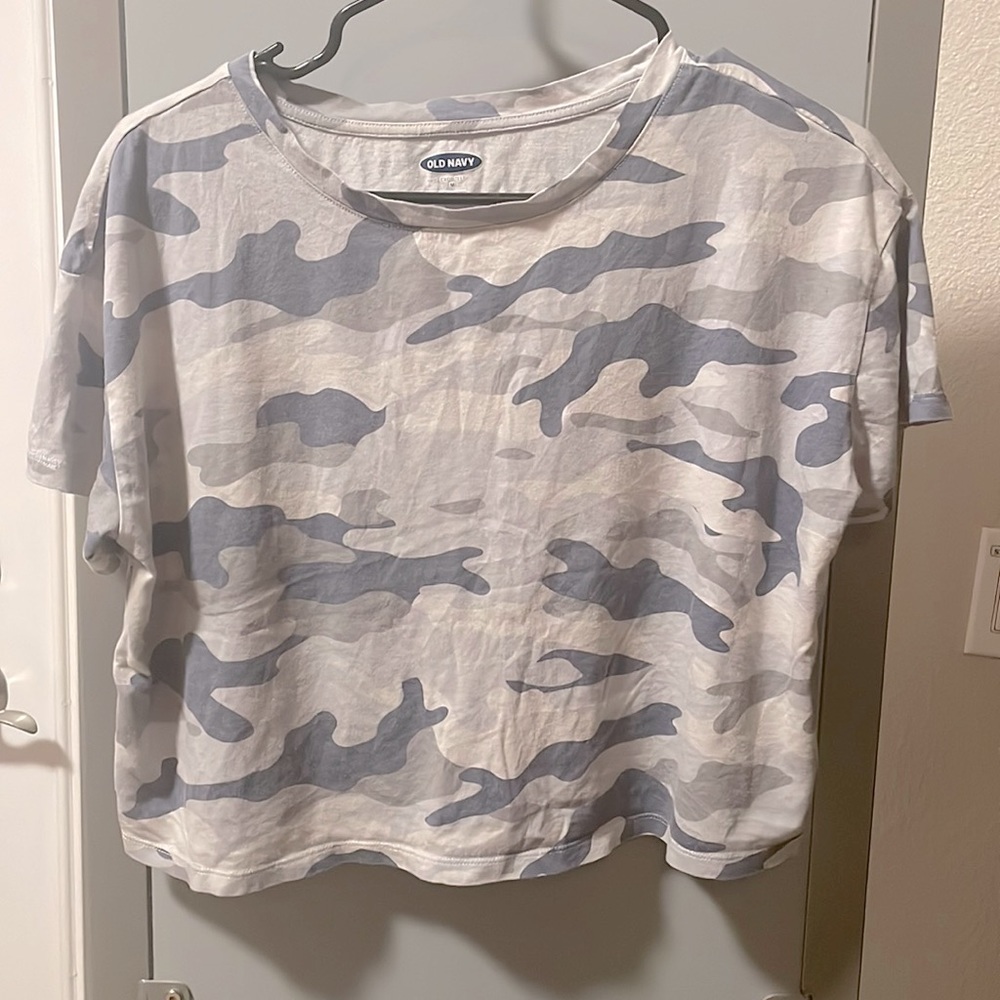 Old Navy Activewear Crop Tee Size:Medium